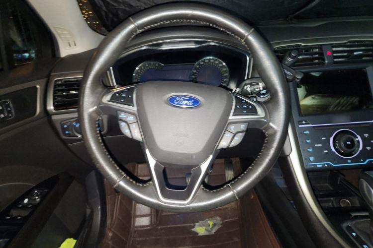 Used Ford Mondeo 2013 2.0L GTDi240 Flagship Edition Steering Wheel