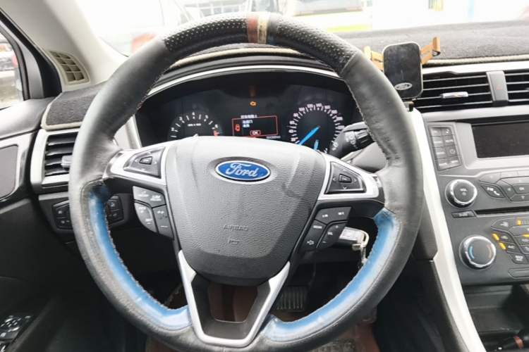 Used Ford Mondeo 2013 1.5L GTDi180 Fashion Edition Steering Wheel