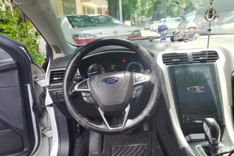 Used Ford Mondeo 2013 1.5L GTDi180 Fashion Edition Steering Wheel