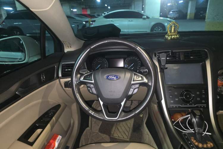 Used Ford Mondeo 2013 1.5L GTDi180 Fashion Edition Steering Wheel