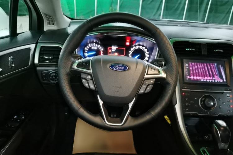 Used Ford Mondeo 2013 2.0L GTDi 200 Fashion Edition Steering Wheel