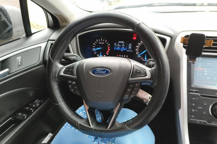 Used Ford Mondeo 2013 1.5L GTDi180 Fashion Edition Steering Wheel