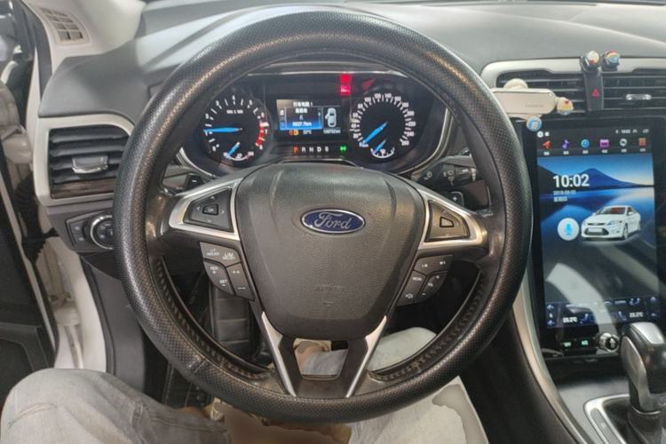 Used Ford Mondeo 2013 2.0L GTDi 200 Fashion Edition Steering Wheel
