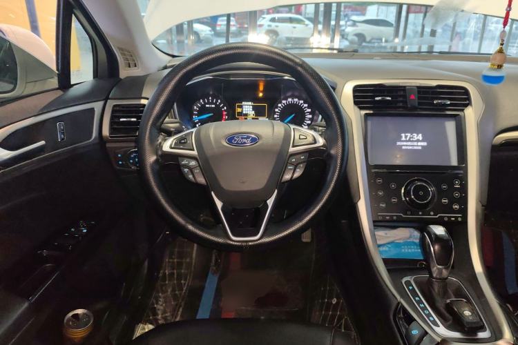 Used Ford Mondeo 2013 2.0L GTDi 200 Fashion Edition Steering Wheel