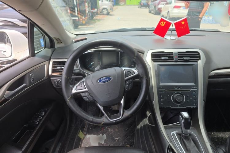 Used Ford Mondeo 2013 2.0L GTDi 200 Fashion Edition Steering Wheel