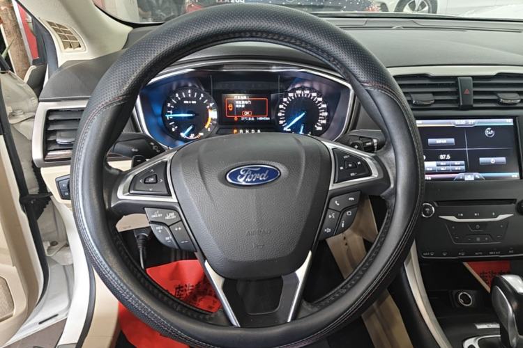 Used Ford Mondeo 2013 2.0L GTDi 200 Fashion Edition Steering Wheel