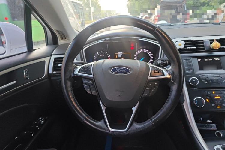 Used Ford Mondeo 2013 2.0L GTDi 200 Fashion Edition Steering Wheel