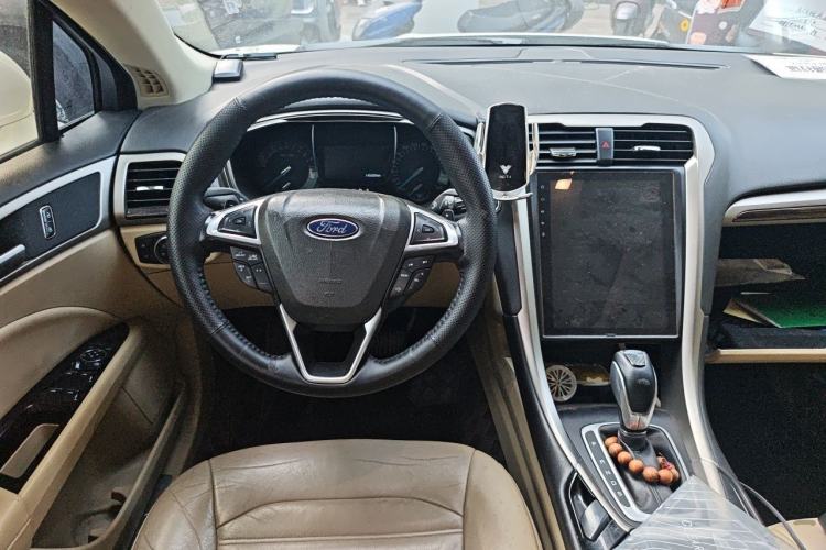 Used Ford Mondeo 2013 2.0L GTDi 200 Fashion Edition Steering Wheel