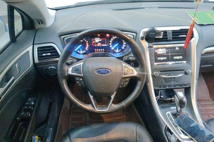 Used Ford Mondeo 2013 2.0L GTDi 200 Fashion Edition Steering Wheel