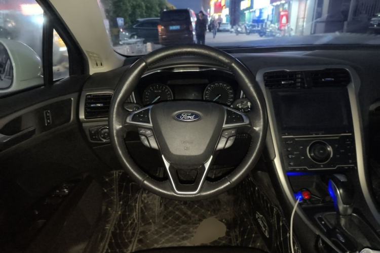 Used Ford Mondeo 2013 2.0L GTDi 200 Fashion Edition Steering Wheel