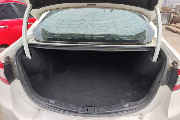 Used Ford Mondeo 2013 2.0L GTDi 200 Luxury Model Trunk