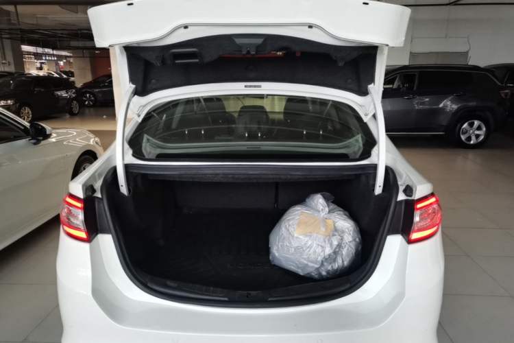 Used Ford Mondeo 2013 2.0L GTDi 200 Fashion Edition Trunk