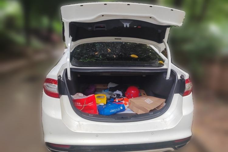 Used Ford Mondeo 2013 2.0L GTDi 200 Fashion Edition Trunk