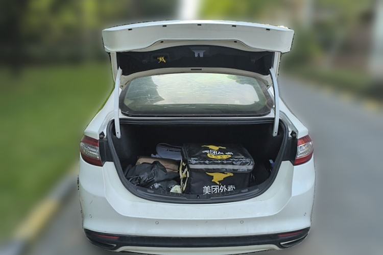Used Ford Mondeo 2013 2.0L GTDi 200 Luxury Model Trunk