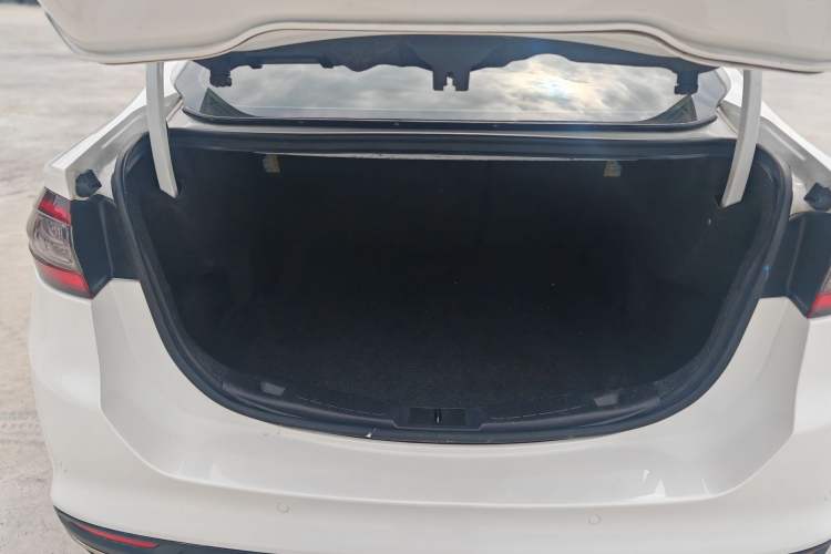 Used Ford Mondeo 2013 1.5L GTDi180 Fashion Edition Trunk