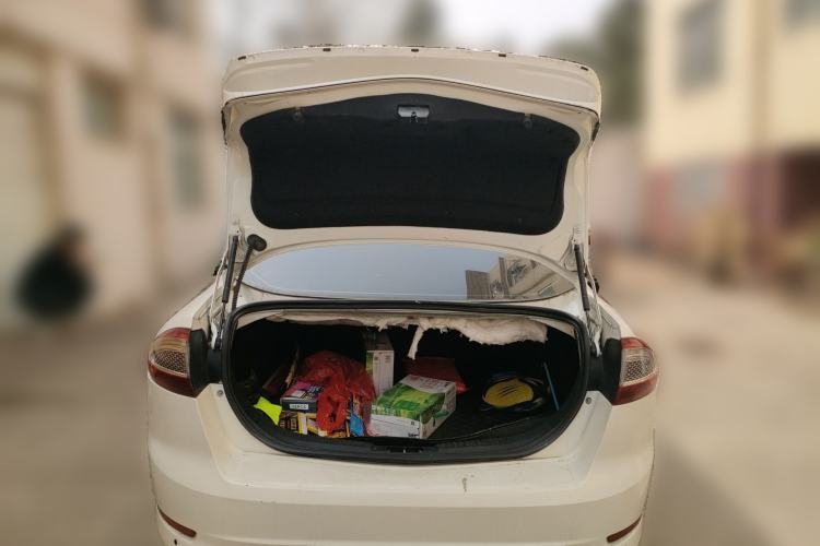 Used Ford Mondeo 2013 2.3L Luxury Model Trunk