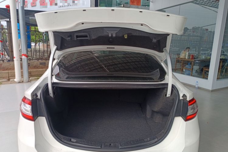 Used Ford Mondeo 2013 2.0L GTDi 200 Fashion Edition Trunk