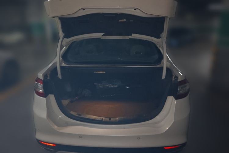 Used Ford Mondeo 2013 2.0L GTDi 200 Fashion Edition Trunk