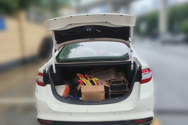 Used Ford Mondeo 2013 2.0L GTDi 200 Fashion Edition Trunk
