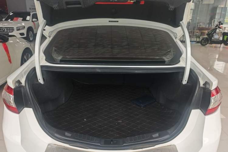 Used Ford Mondeo 2013 2.0L GTDi 200 Fashion Edition Trunk