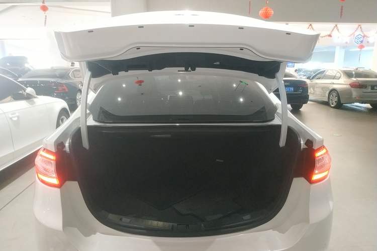 Used Ford Mondeo 2013 2.0L GTDi 200 Luxury Model Trunk
