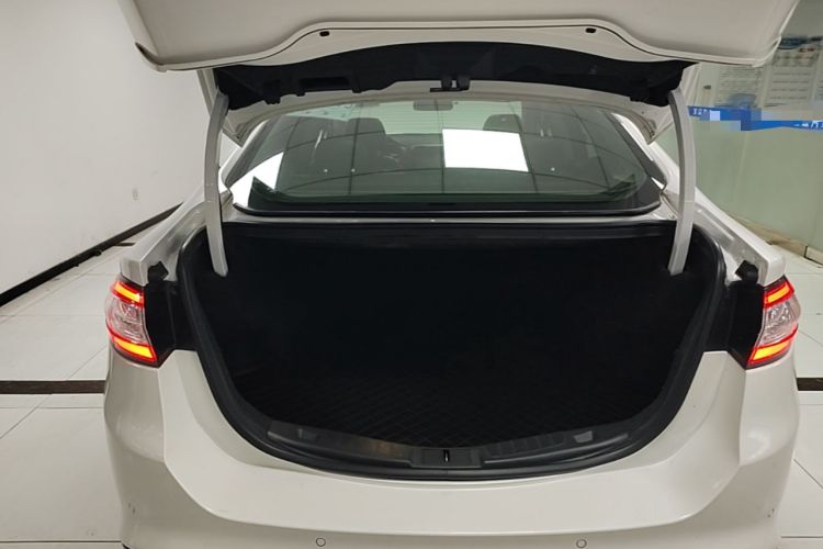 Used Ford Mondeo 2013 2.0L GTDi 200 Luxury Model Trunk