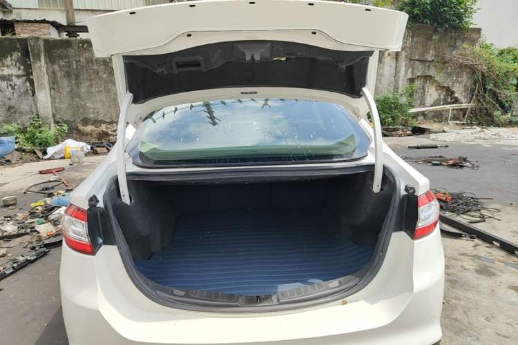 Used Ford Mondeo 2013 2.0L GTDi 200 Fashion Edition Trunk