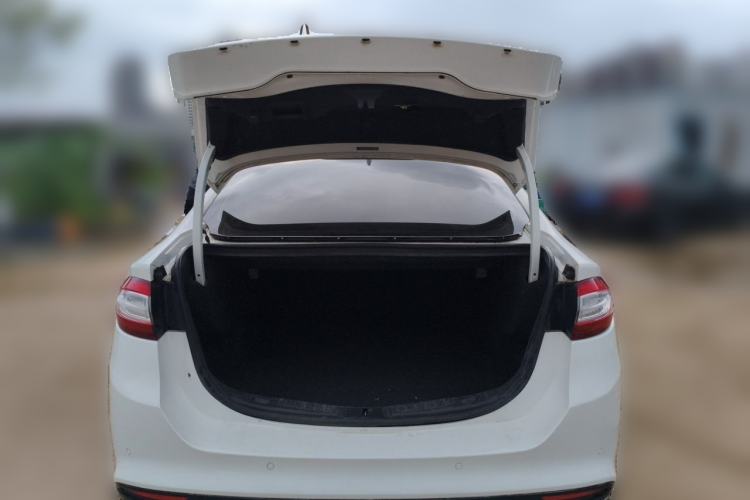 Used Ford Mondeo 2013 2.0L GTDi 200 Fashion Edition Trunk