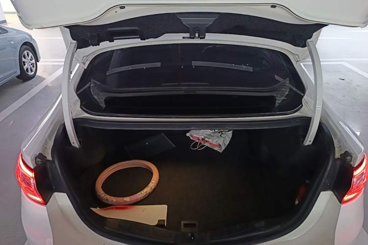 Used Ford Mondeo 2013 2.0L GTDi 200 Fashion Edition Trunk