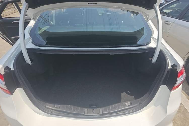 Used Ford Mondeo 2013 2.0L GTDi 200 Luxury Model Trunk
