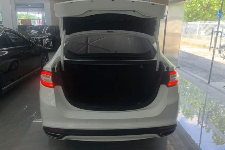 Used Ford Mondeo 2013 1.5L GTDi180 Fashion Edition Trunk