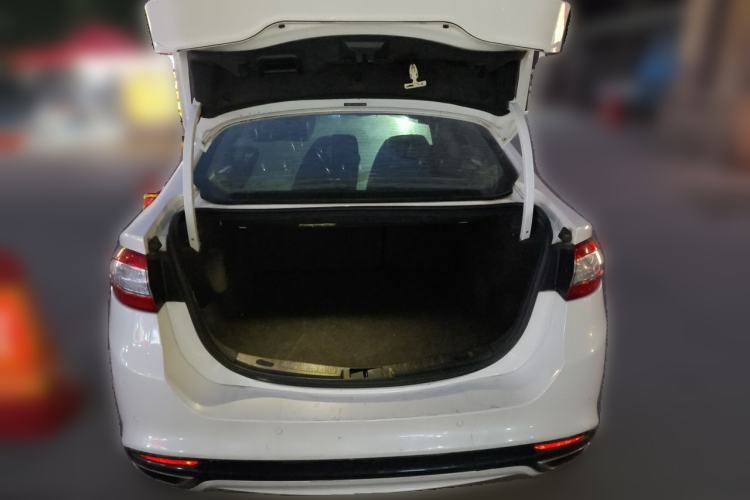 Used Ford Mondeo 2013 2.0L GTDi 200 Fashion Edition Trunk