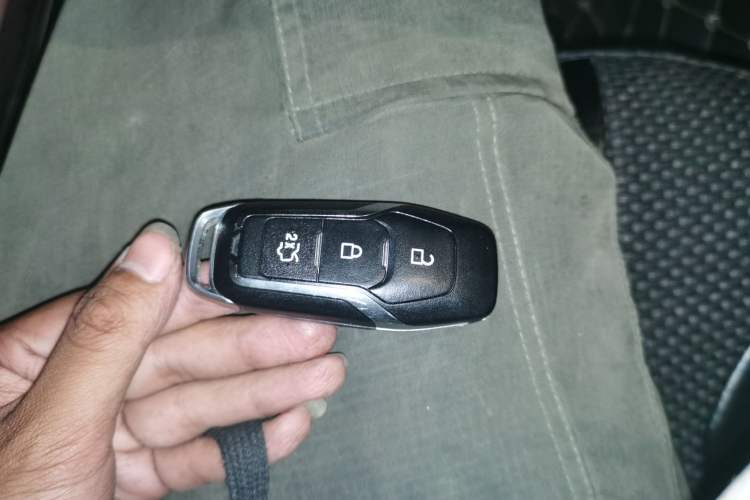 Used Ford Mondeo 2013 2.0L GTDi240 Luxury Sport Model Vehicle Key