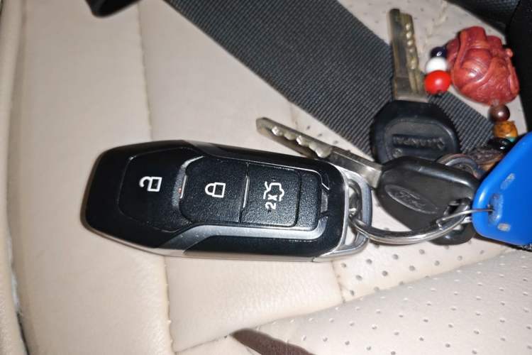 Used Ford Mondeo 2013 2.0L GTDi 200 Luxury Model Vehicle Key
