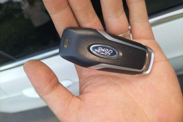 Used Ford Mondeo 2013 2.0L GTDi 200 Fashion Edition Vehicle Key
