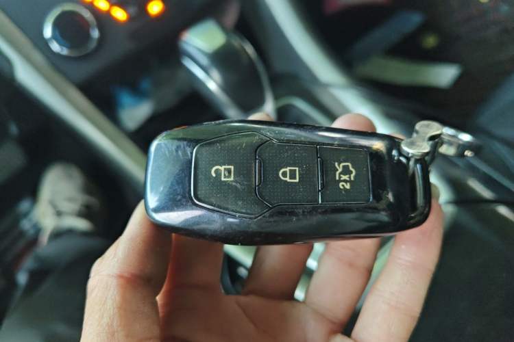 Used Ford Mondeo 2013 2.0L GTDi 200 Fashion Edition Vehicle Key