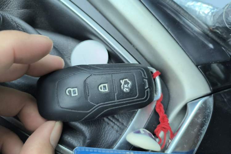 Used Ford Mondeo 2013 2.0L GTDi 200 Luxury Model Vehicle Key
