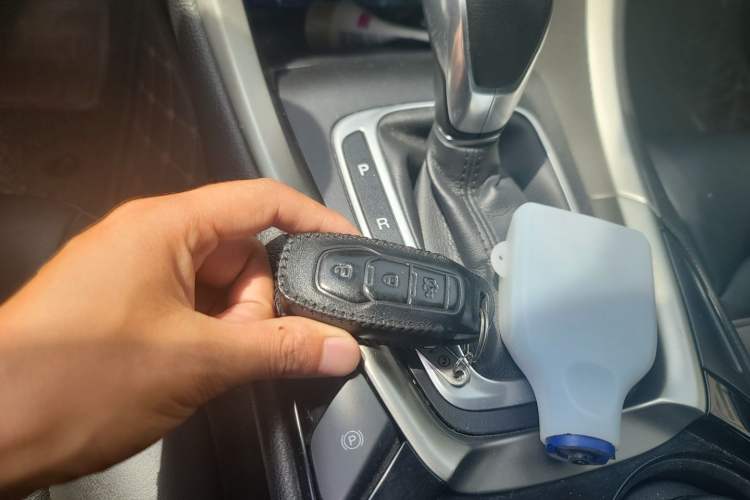 Used Ford Mondeo 2013 2.0L GTDi 200 Fashion Edition Vehicle Key