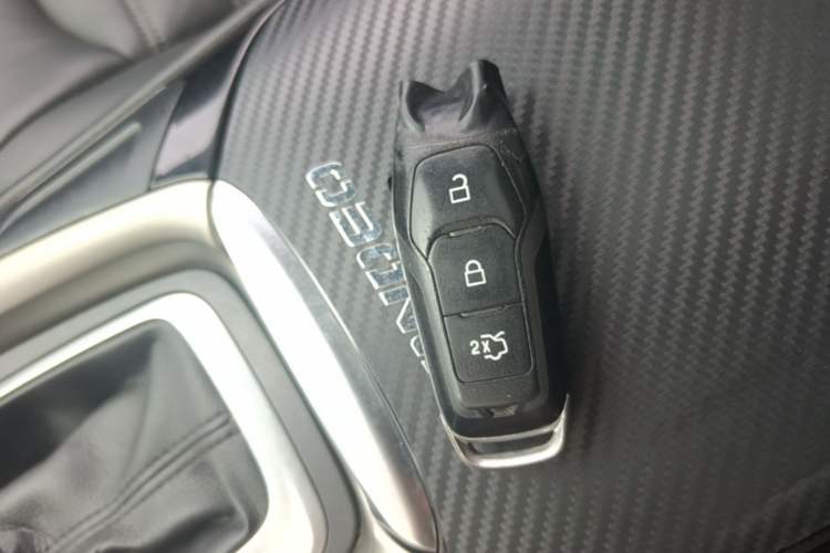 Used Ford Mondeo 2013 2.0L GTDi 200 Fashion Edition Vehicle Key