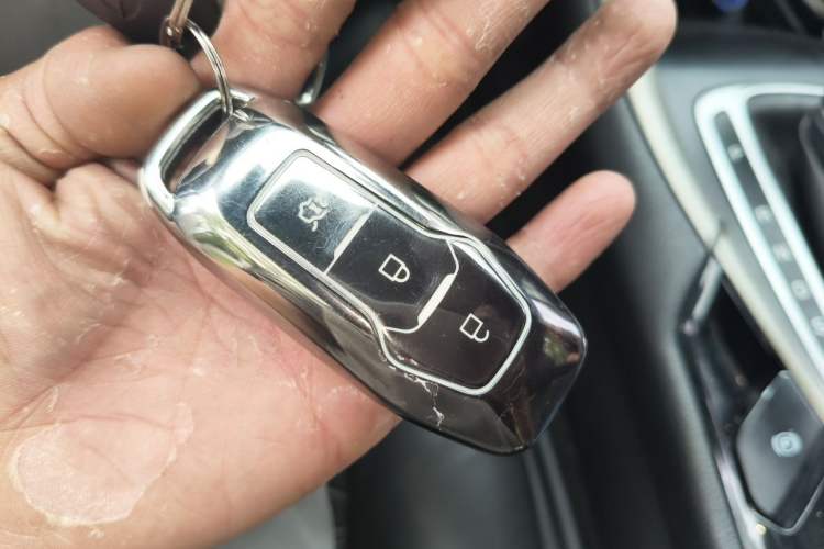 Used Ford Mondeo 2013 2.0L GTDi 200 Fashion Edition Vehicle Key