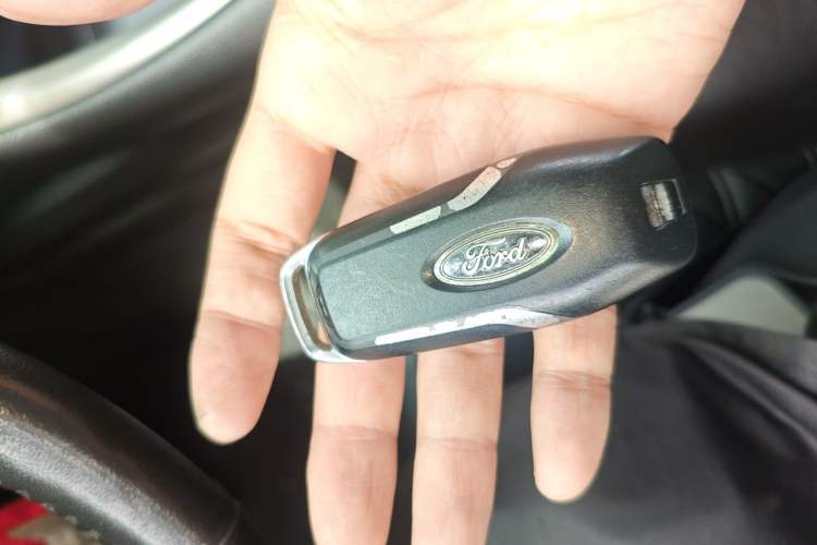 Used Ford Mondeo 2013 2.0L GTDi 200 Fashion Edition Vehicle Key