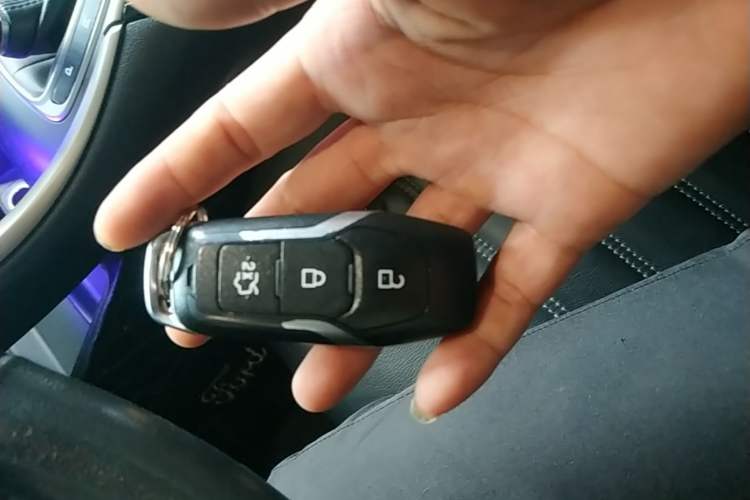 Used Ford Mondeo 2013 2.0L GTDi 200 Fashion Edition Vehicle Key