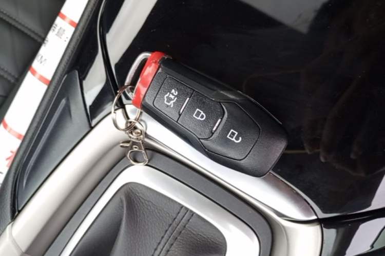 Used Ford Mondeo 2013 2.0L GTDi 200 Fashion Edition Vehicle Key