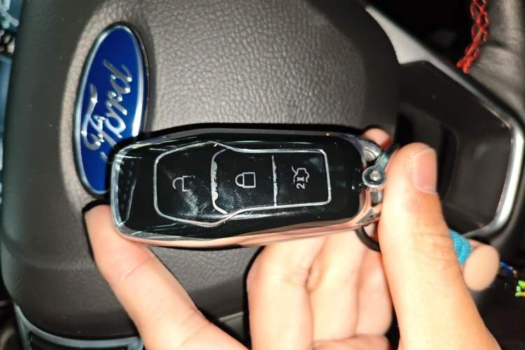 Used Ford Mondeo 2013 2.0L GTDi240 Ultimate Edition Vehicle Key