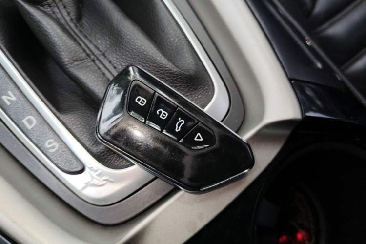 Used Ford Mondeo 2013 2.0L GTDi 200 Luxury Model Vehicle Key