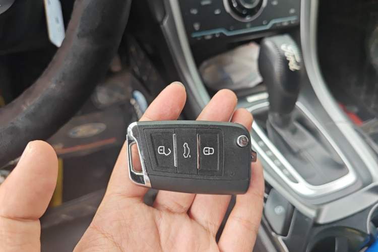 Used Ford Mondeo 2013 2.0L GTDi240 Ultimate Edition Vehicle Key