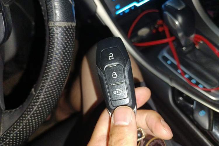 Used Ford Mondeo 2013 2.0L GTDi 200 Fashion Edition Vehicle Key