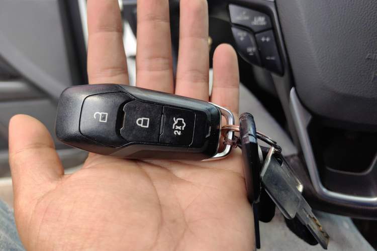 Used Ford Mondeo 2013 2.0L GTDi 200 Fashion Edition Vehicle Key