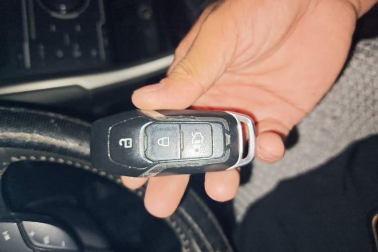 Used Ford Mondeo 2013 2.0L GTDi 200 Fashion Edition Vehicle Key
