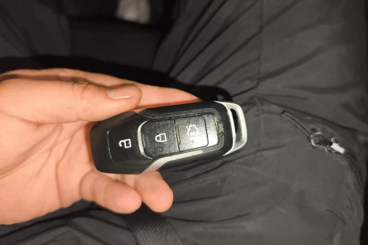 Used Ford Mondeo 2013 2.0L GTDi 200 Fashion Edition Vehicle Key